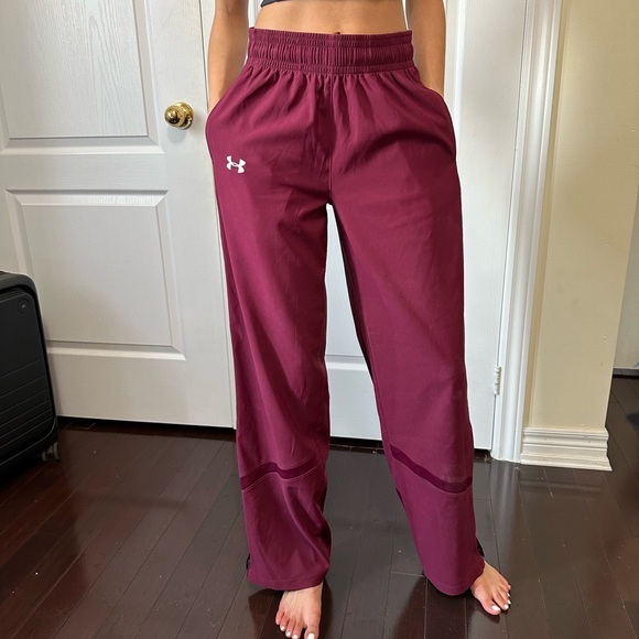 Reebok maroon track pants mesh lined (XS) - Picture 1 of 7